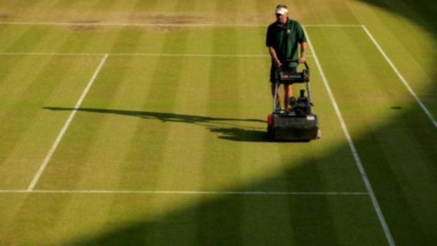 160627152545_wimbledon_groundsman_624x35