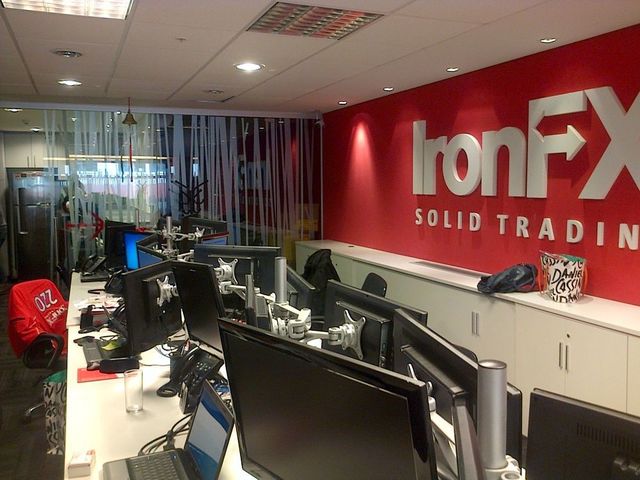ironfx-office.jpg