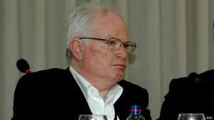 150913015603_amos_gilad_624x351_bbc.jpg