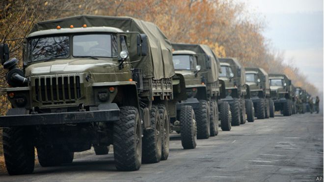 141108224325_ukraine_separatist_military