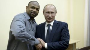 150912123100_roy_jones_vladimir_putin_62