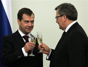 Дмитрий Медведев и Бронислав Коморовский