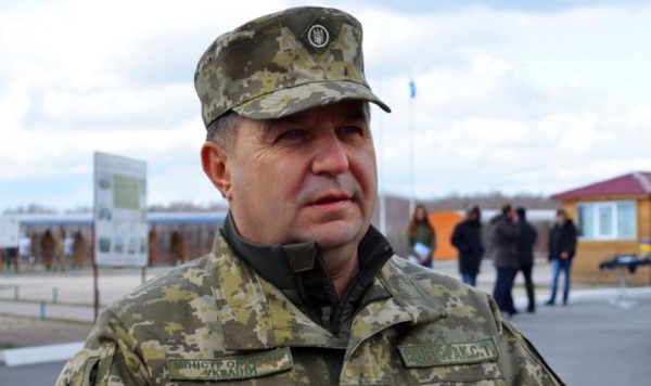 Степан Полторак