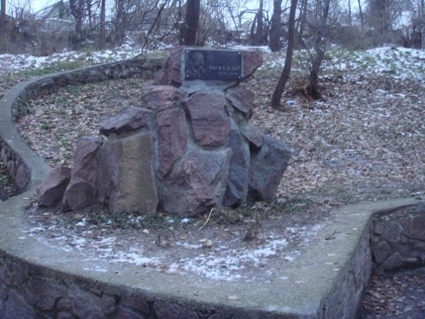 Памятник Вячеславу Чорновилу