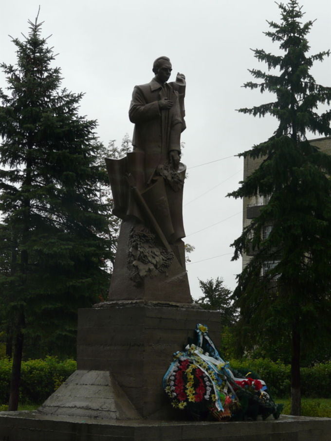 Памятник Степану Бандере