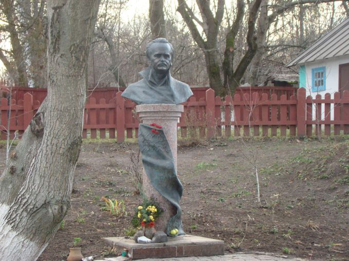 Памятник Вячеслава Чорновила